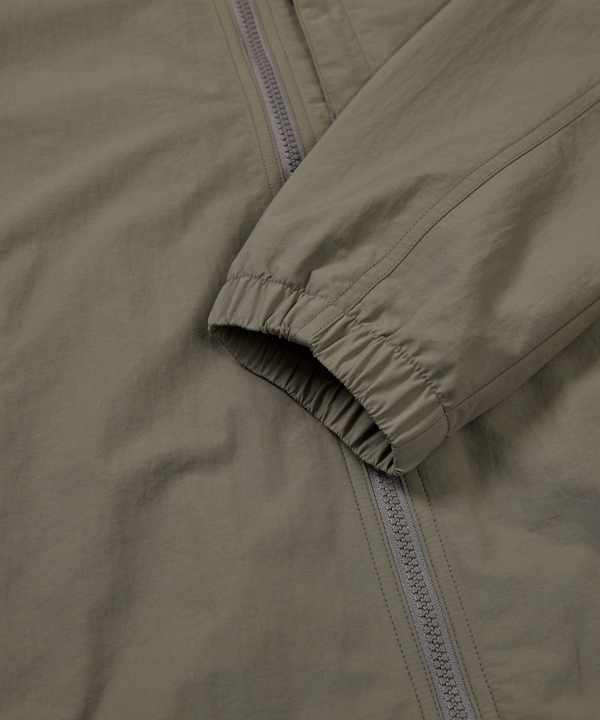 스노우피크 어패럴(SNOWPEAK APPAREL) 캠플 포켓 바람막이 (S24FMCWB12) Dark Khaki