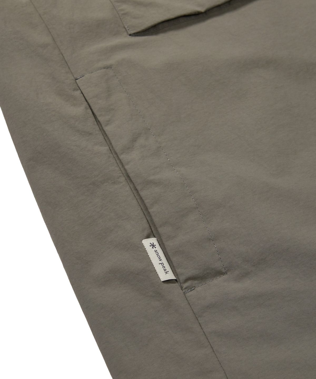 스노우피크 어패럴(SNOWPEAK APPAREL) 캠플 스탠드넥 바람막이 (S24FMCWB14) Dark Khaki