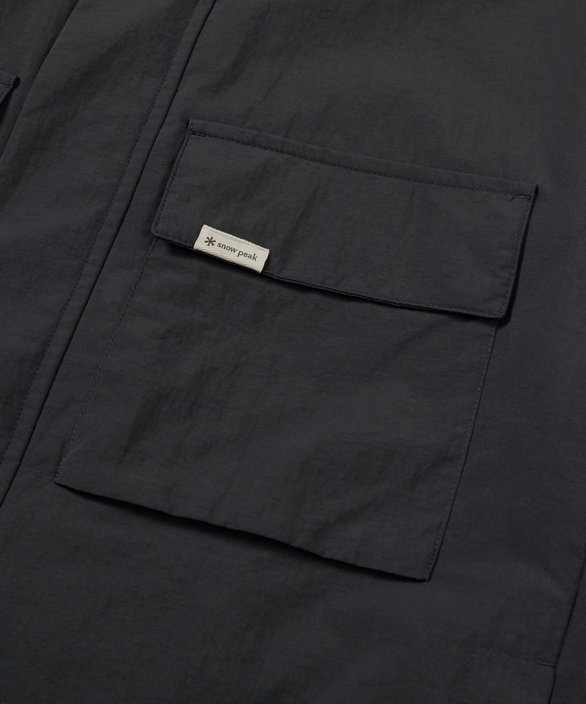 스노우피크 어패럴(SNOWPEAK APPAREL) 캠플 스탠드넥 바람막이 (S24FMCWB14) Dark Charcoal