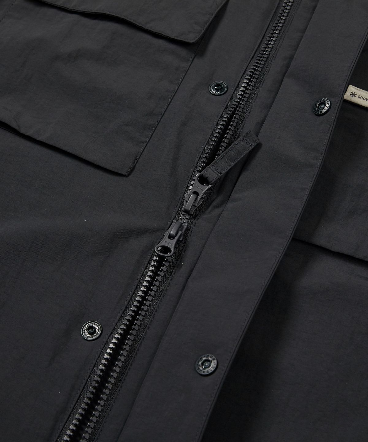 스노우피크 어패럴(SNOWPEAK APPAREL) 캠플 스탠드넥 바람막이 (S24FMCWB14) Dark Charcoal