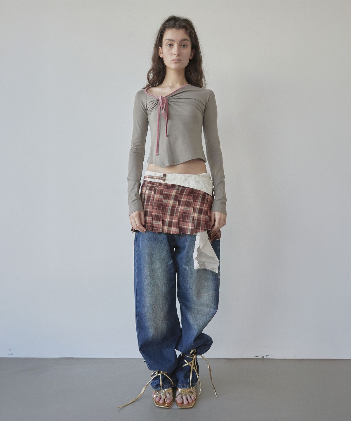 스컬프터(SCULPTOR) Zen Velvet Trimming Top Taupe