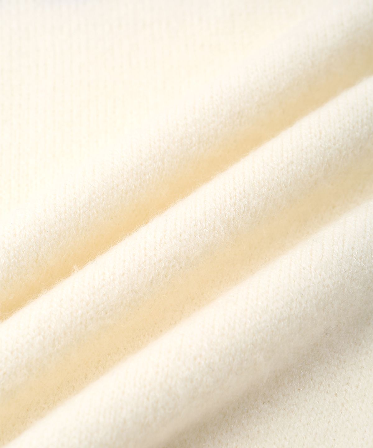 그레일즈(GRAILZ) SIGNATURE HEART KNIT [IVORY]
