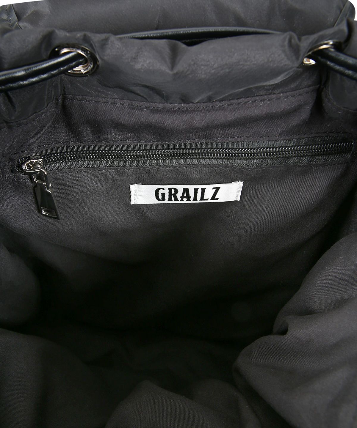 그레일즈(GRAILZ) PADDED RIBBON BACKPACK [BLACK]