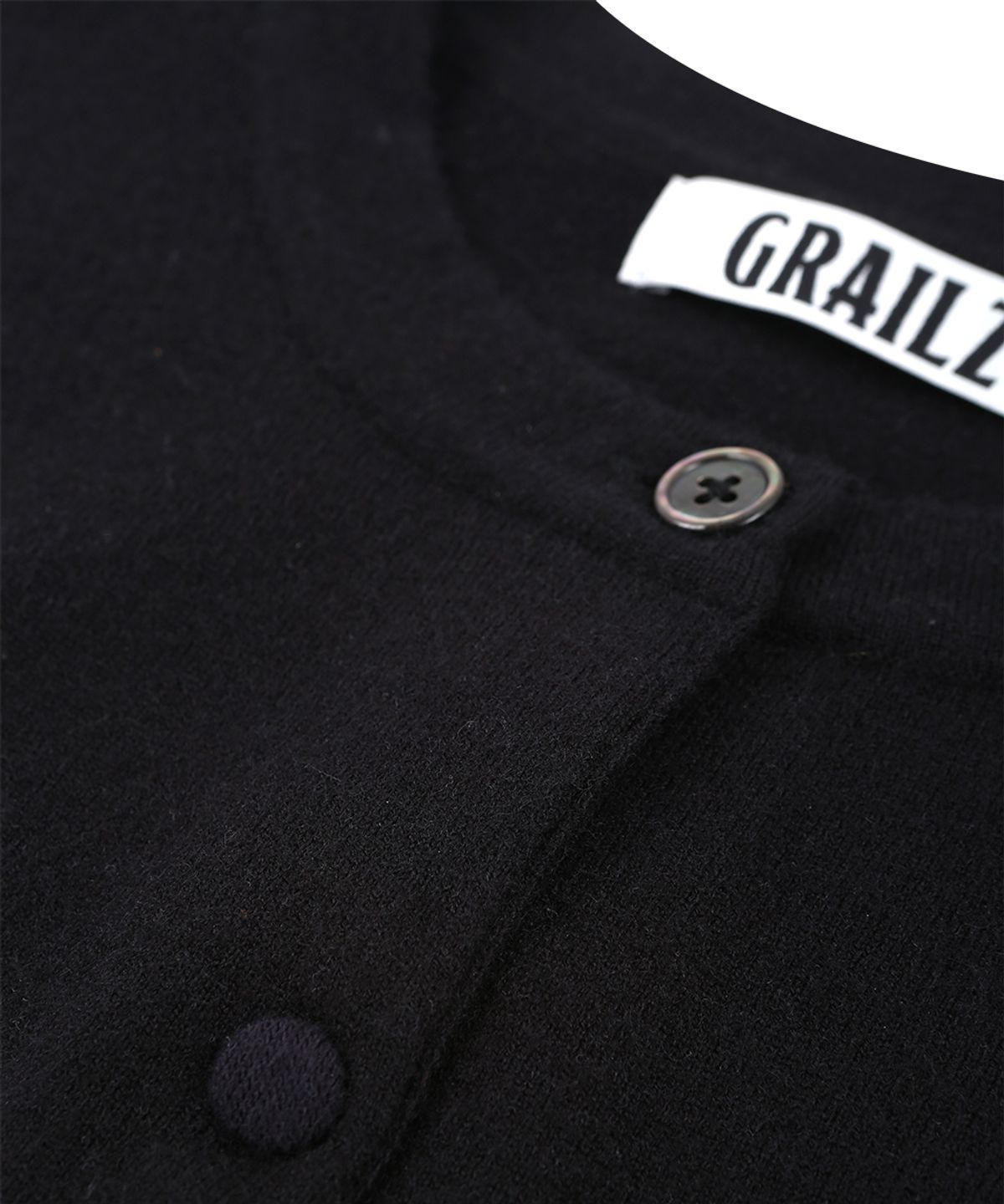 그레일즈(GRAILZ) SIGNATURE HEART CARDIGAN [BLACK]