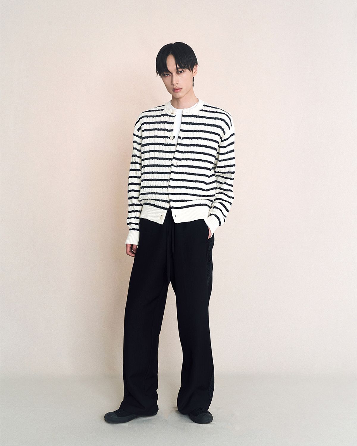 포커페이스(POKERFACE) CABLE STRIPE CARDIGAN IVORY