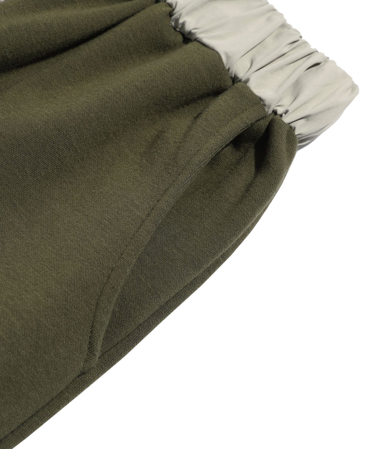 나이스고스트클럽(NICEGHOSTCLUB) BIG STAR LOGO SWEAT SKIRT_KHAKI(NG2EFUPA90A)
