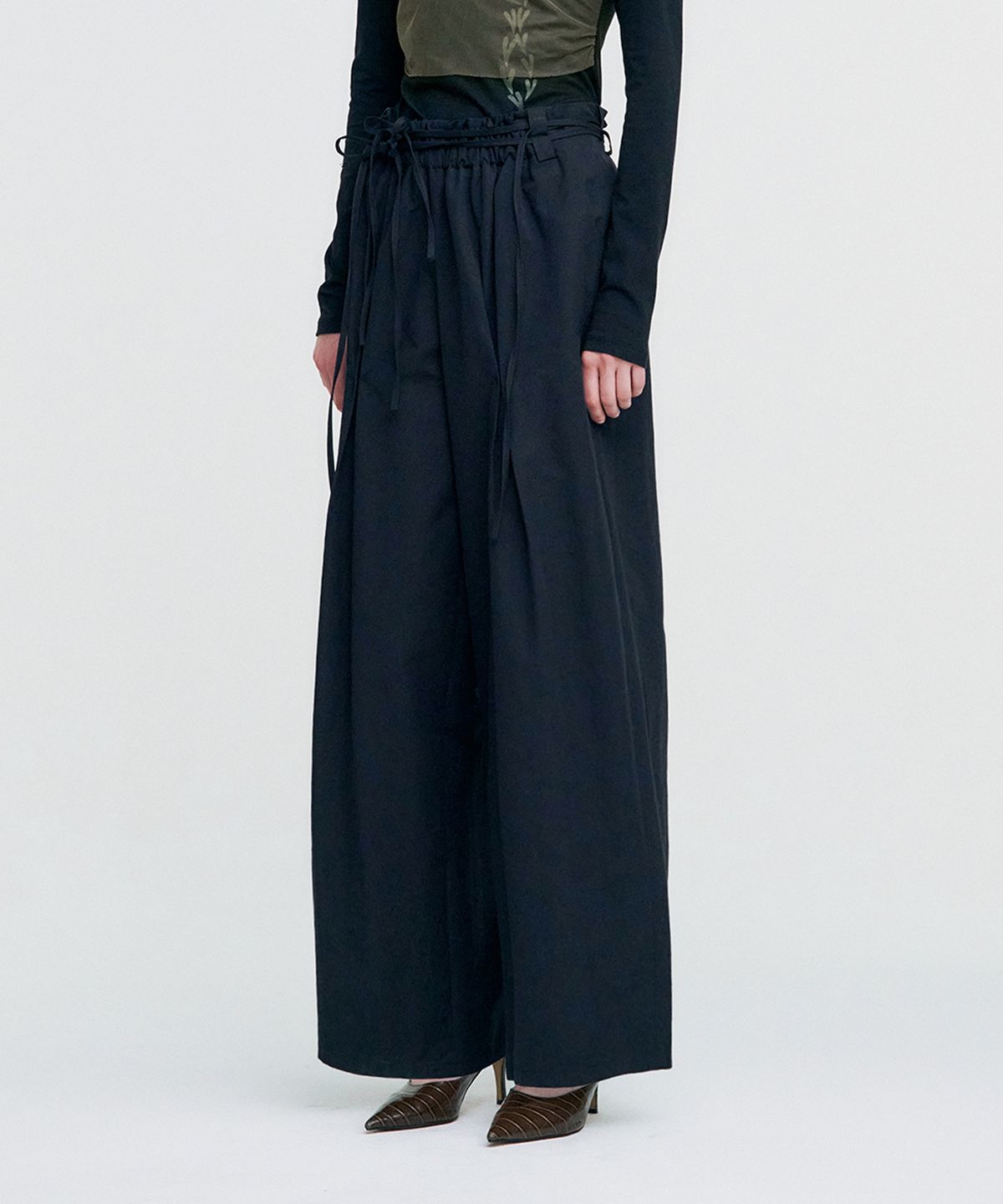 킴지수(KIMZISU) Ribbon Tied Wide Pants _ BLACK