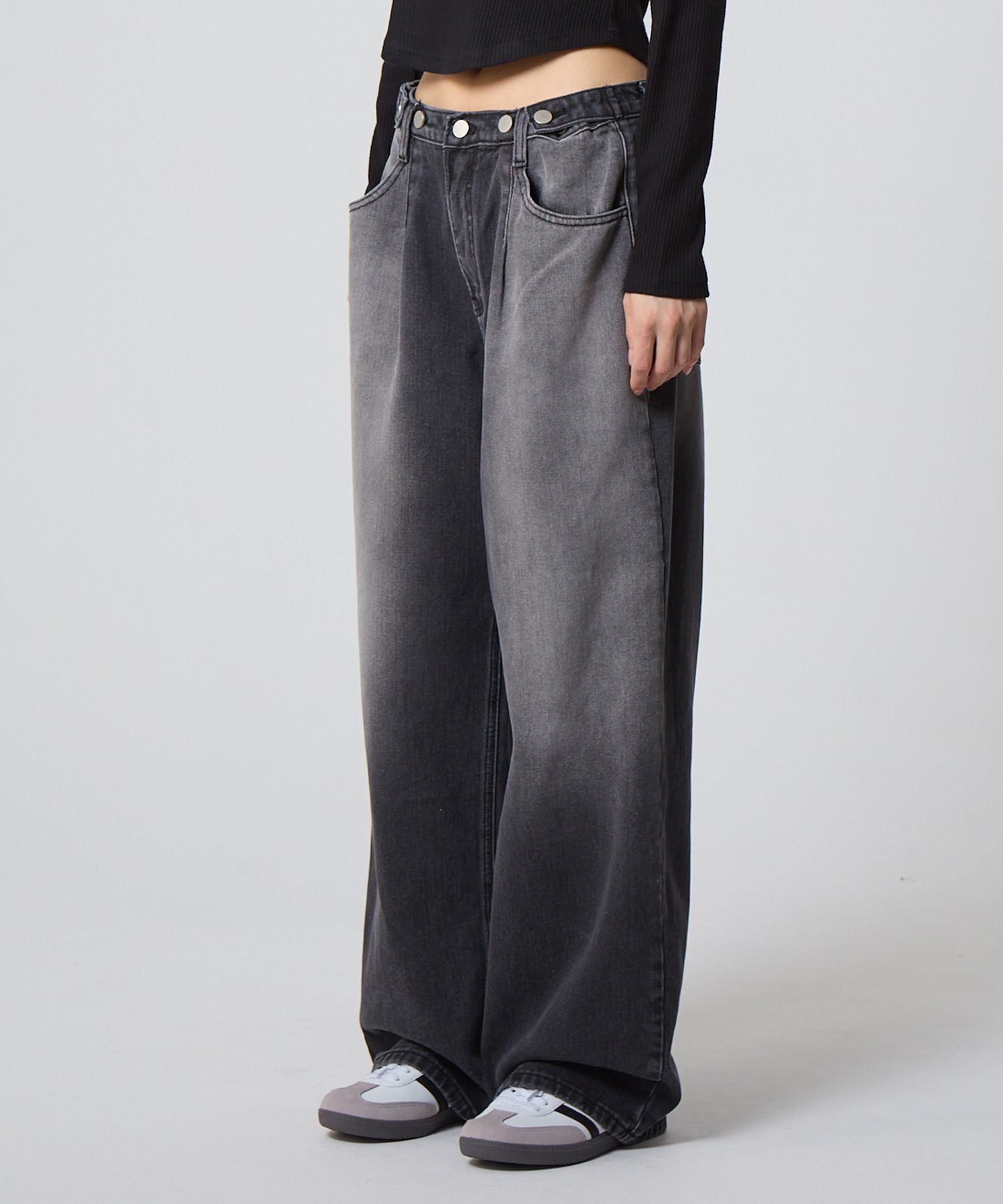 【UNKNOWN PLANET】TUCK WIDE SAND DENIM Le17septembre Khaki One-Tuck Wide Denim Jeans | Liberty