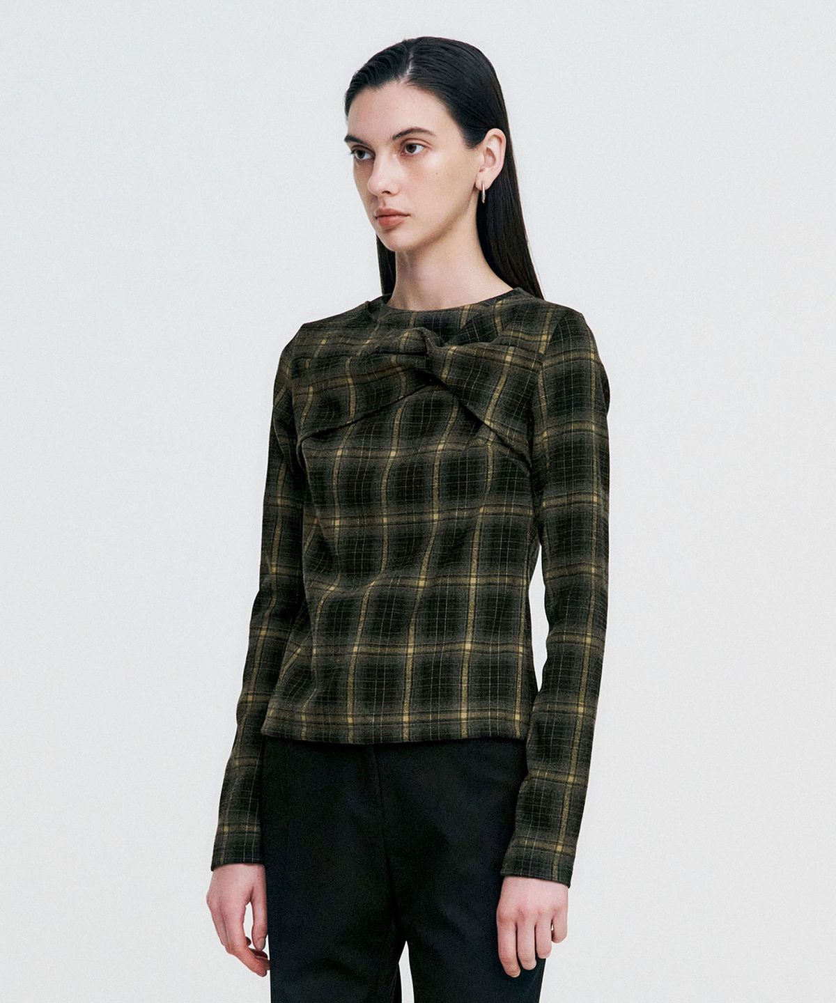 킴지수(KIMZISU) Twisted Check High-neck Top _ KHAKI