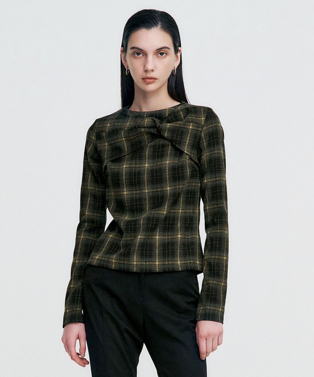 킴지수(KIMZISU) Twisted Check High-neck Top _ KHAKI