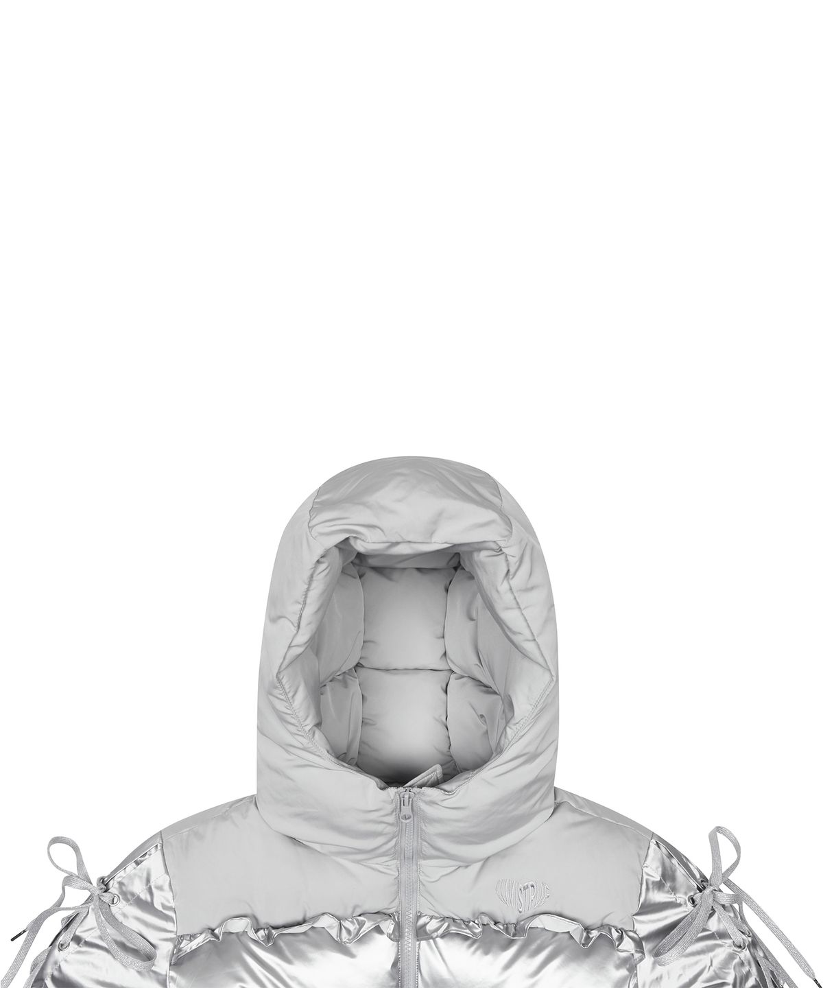 러브이즈트루(LUVISTRUE) AM RIBBON FRILL PUFFER JACKET(SILVER)