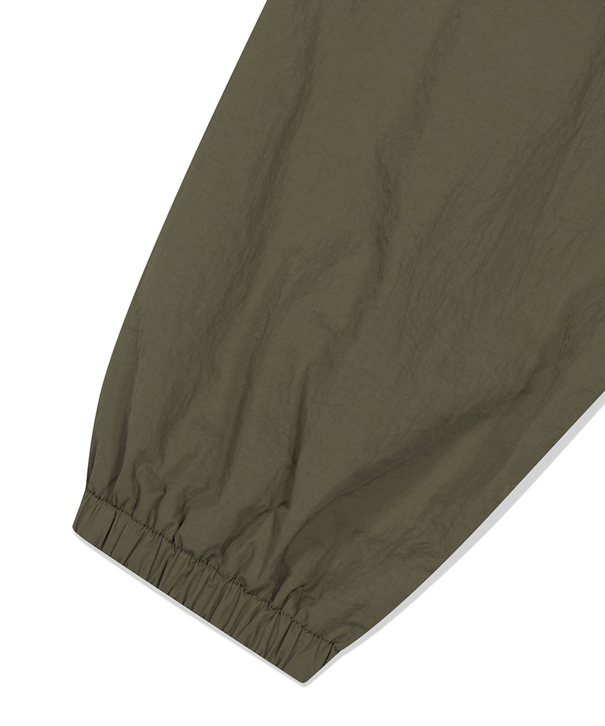 마하그리드(MAHAGRID) BASIC LOGO NYLON WINDBREAKER KHAKI(MG2EFMSC00A)