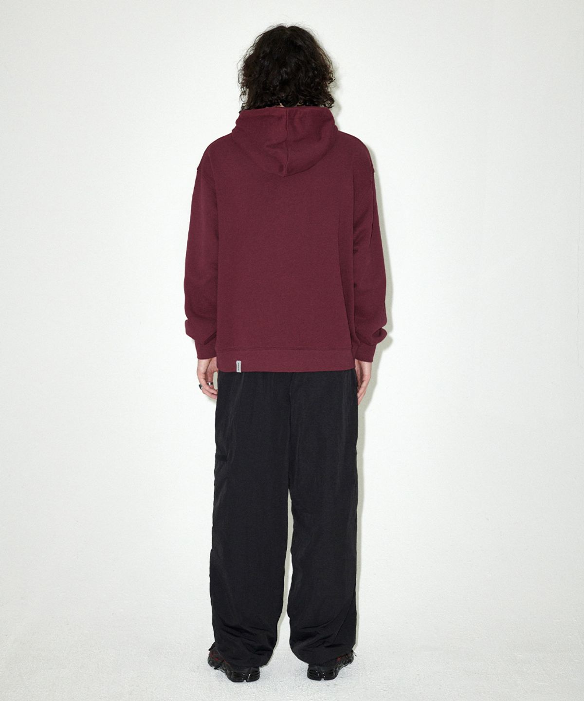 마하그리드(MAHAGRID) BASIC LOGO NYLON PANT BLACK(MG2EFMSC01A)