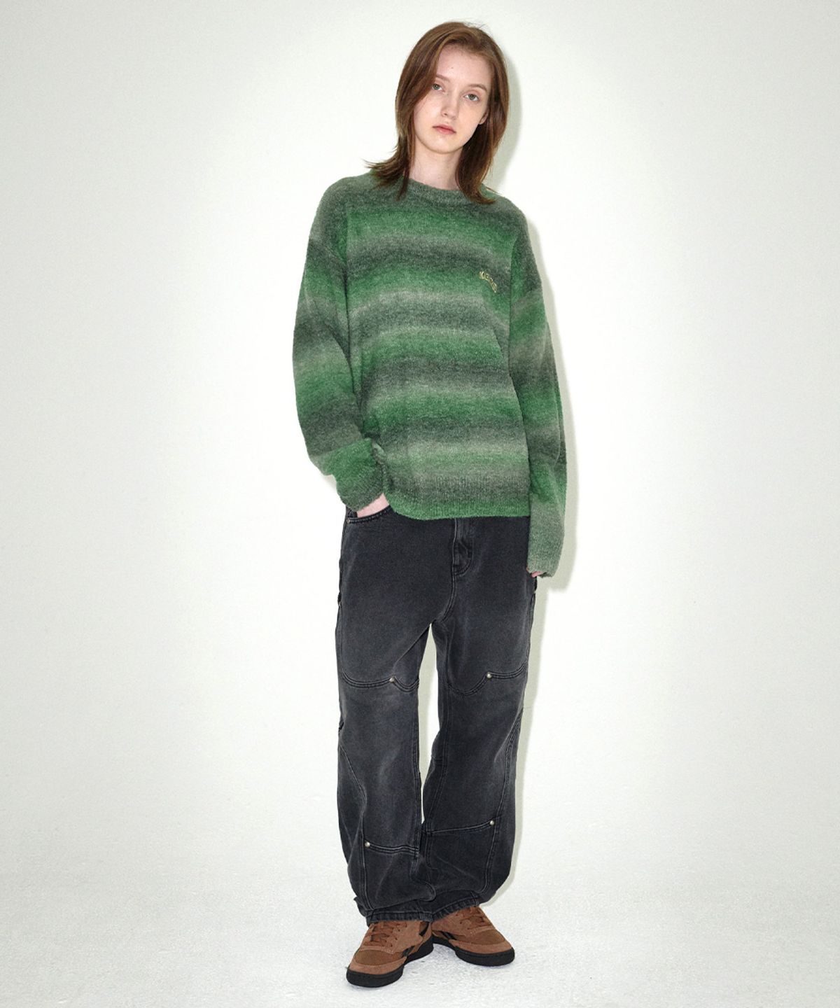 마하그리드(MAHAGRID) VARSITY LOGO GRADATION KNIT SWEATER GREEN(MG2EFMK606A)