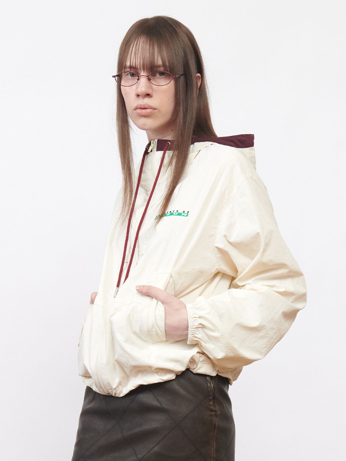 기준(KIJUN) Logo Windbreaker Ivory
