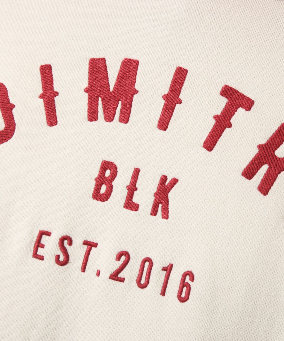디미트리블랙(DIMITRI BLACK) 래글런 배색 피그먼트 웨스턴 로고 후드 티셔츠_크림&레드
