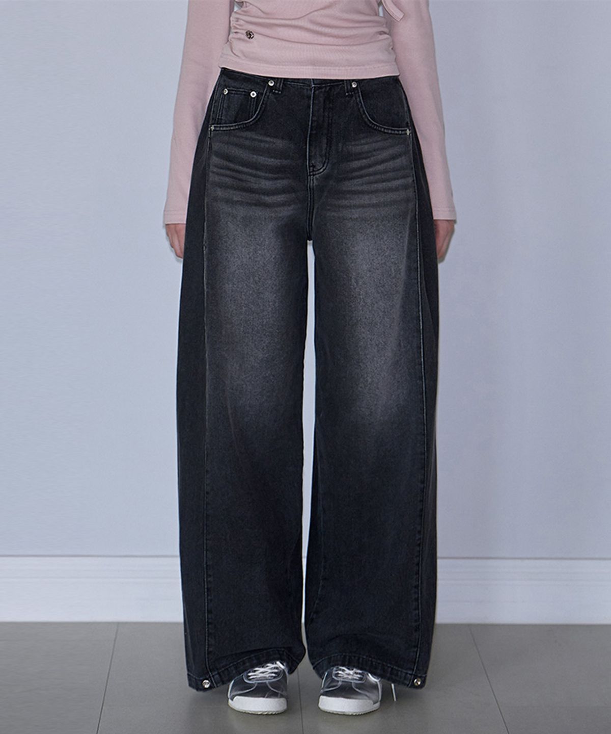로제프란츠(ROSEFRANTZ) Side Tuck Wide Denim Pants [Black]