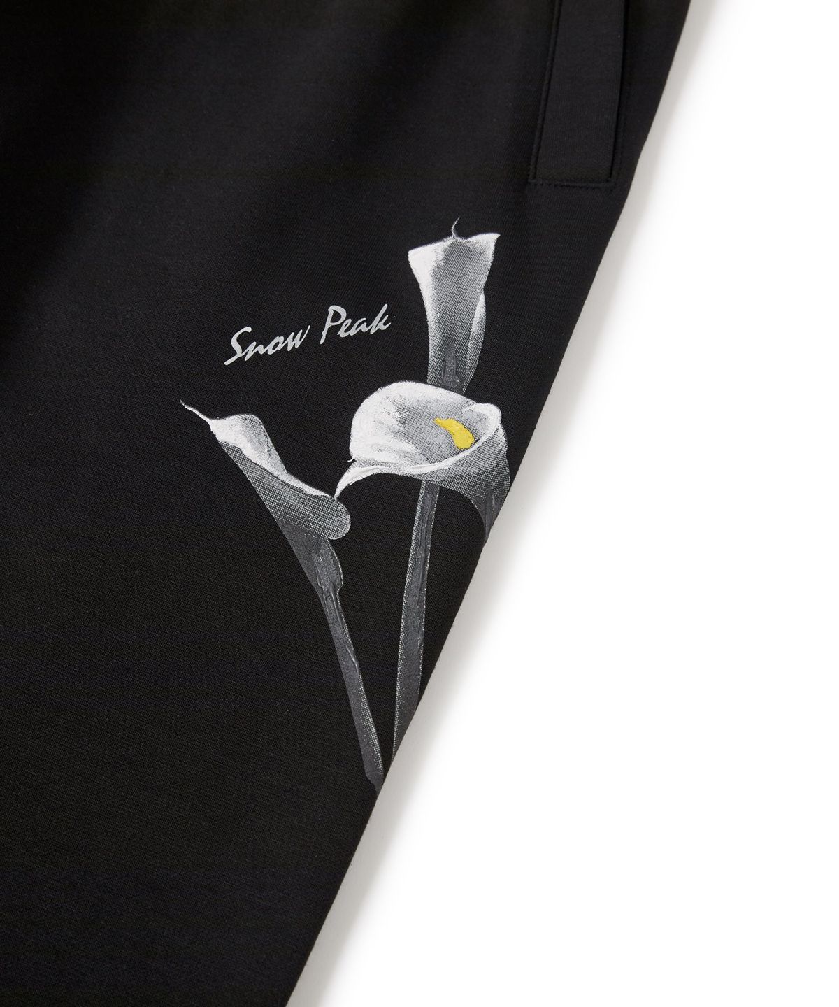 스노우피크 어패럴(SNOWPEAK APPAREL) 카라 그래픽 조거 팬츠 (S24FMFFP34) Black