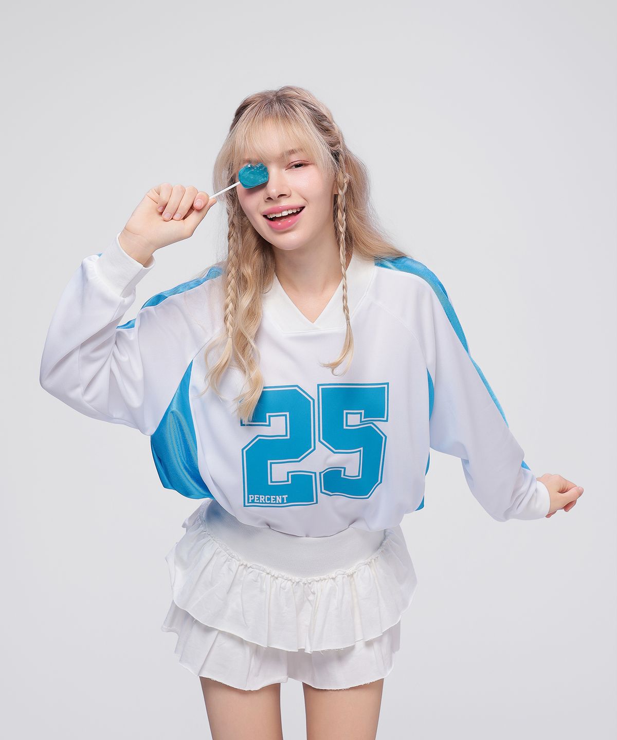 이십오퍼센테이지(25PERCENTAGE) 25P 넘버 블록코어 긴팔 티셔츠 25B41220BL