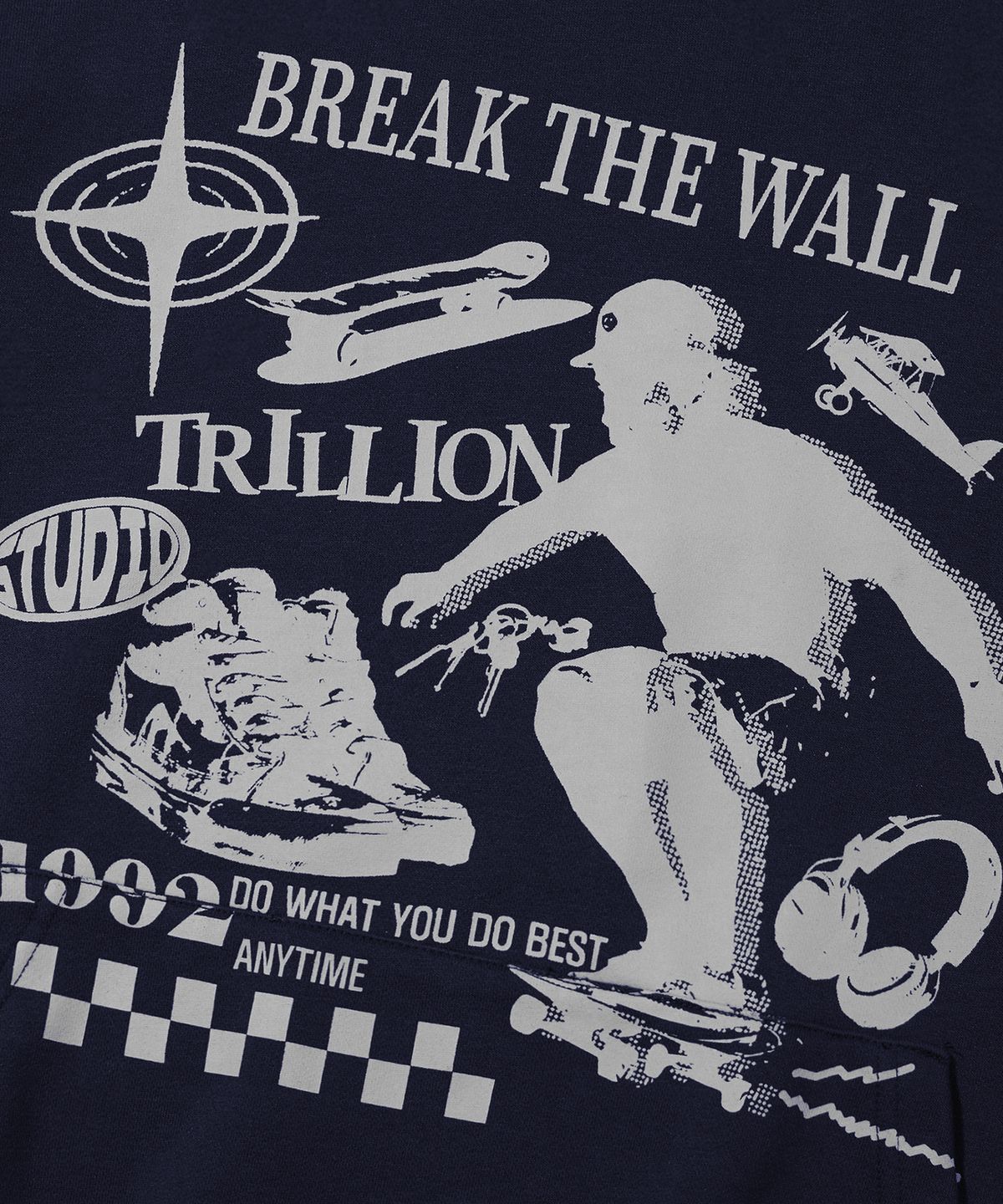 트릴리온(TRILLION) 스케이트보드 그래픽 오버핏 후드 (NAVY)