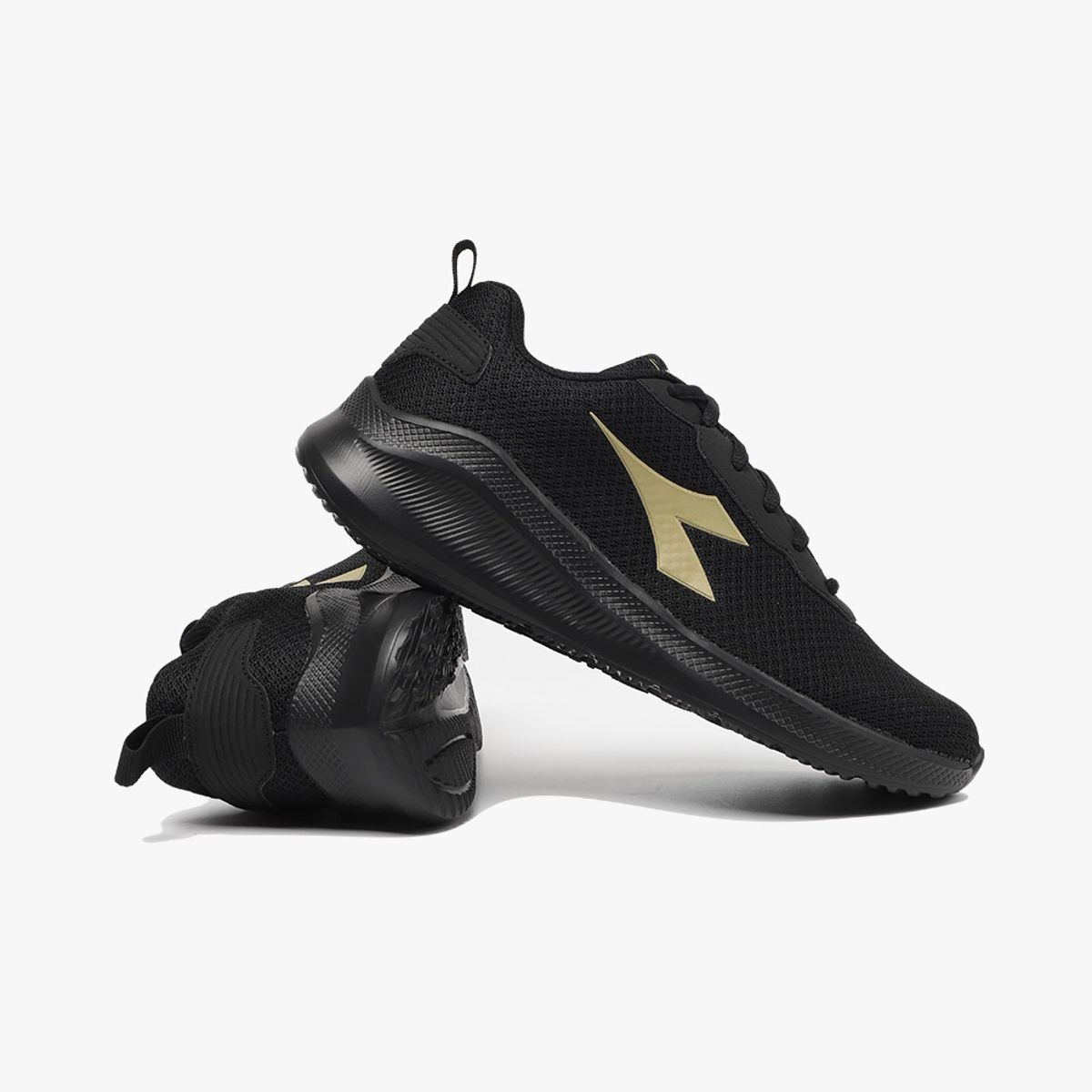 디아도라(diadora) 로빈 5 우먼 BLACK