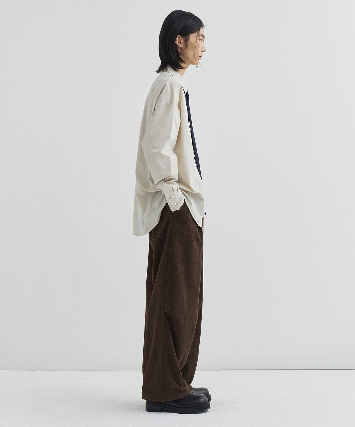 드로우핏(DRAW FIT) 에센셜 와이드 원턱 코듀로이 팬츠 [BROWN]