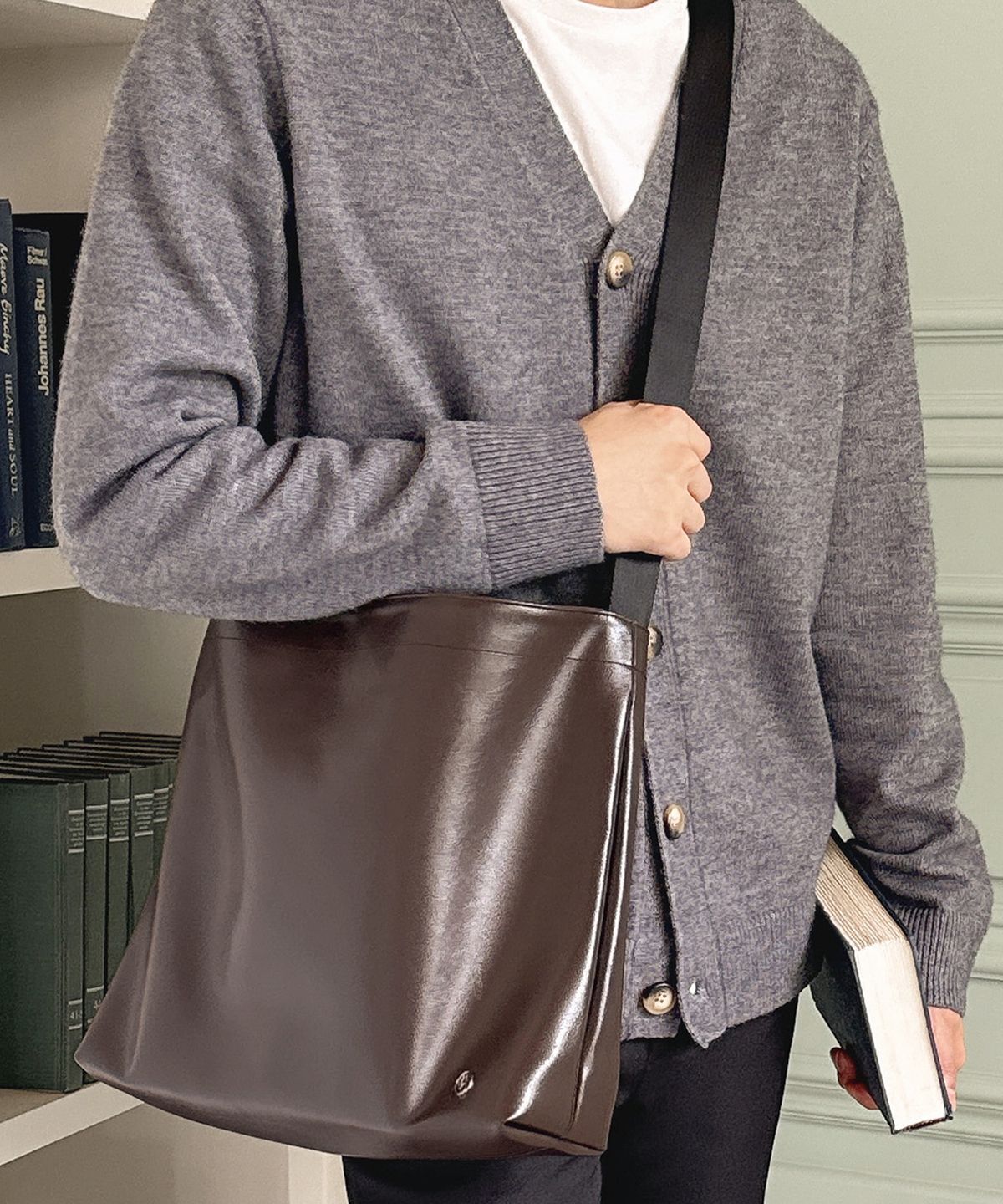에이제로(AZERO) Day Hobo Bag (Brown)