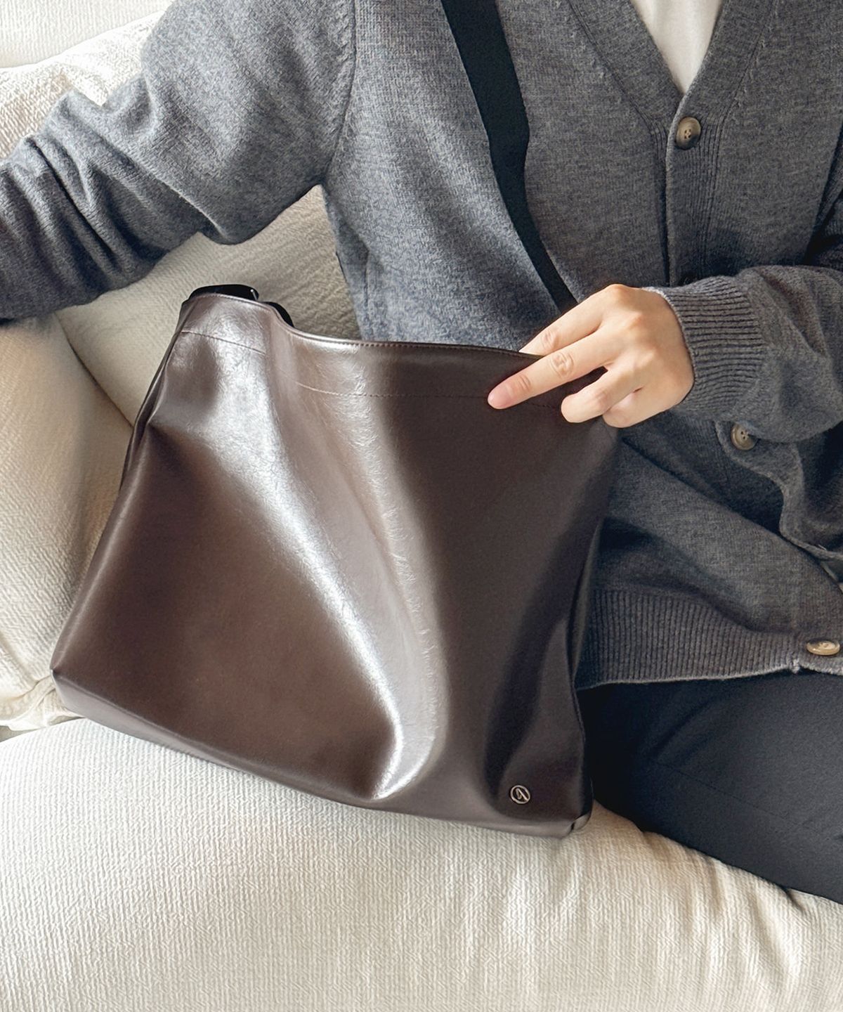 에이제로(AZERO) Day Hobo Bag (Brown)