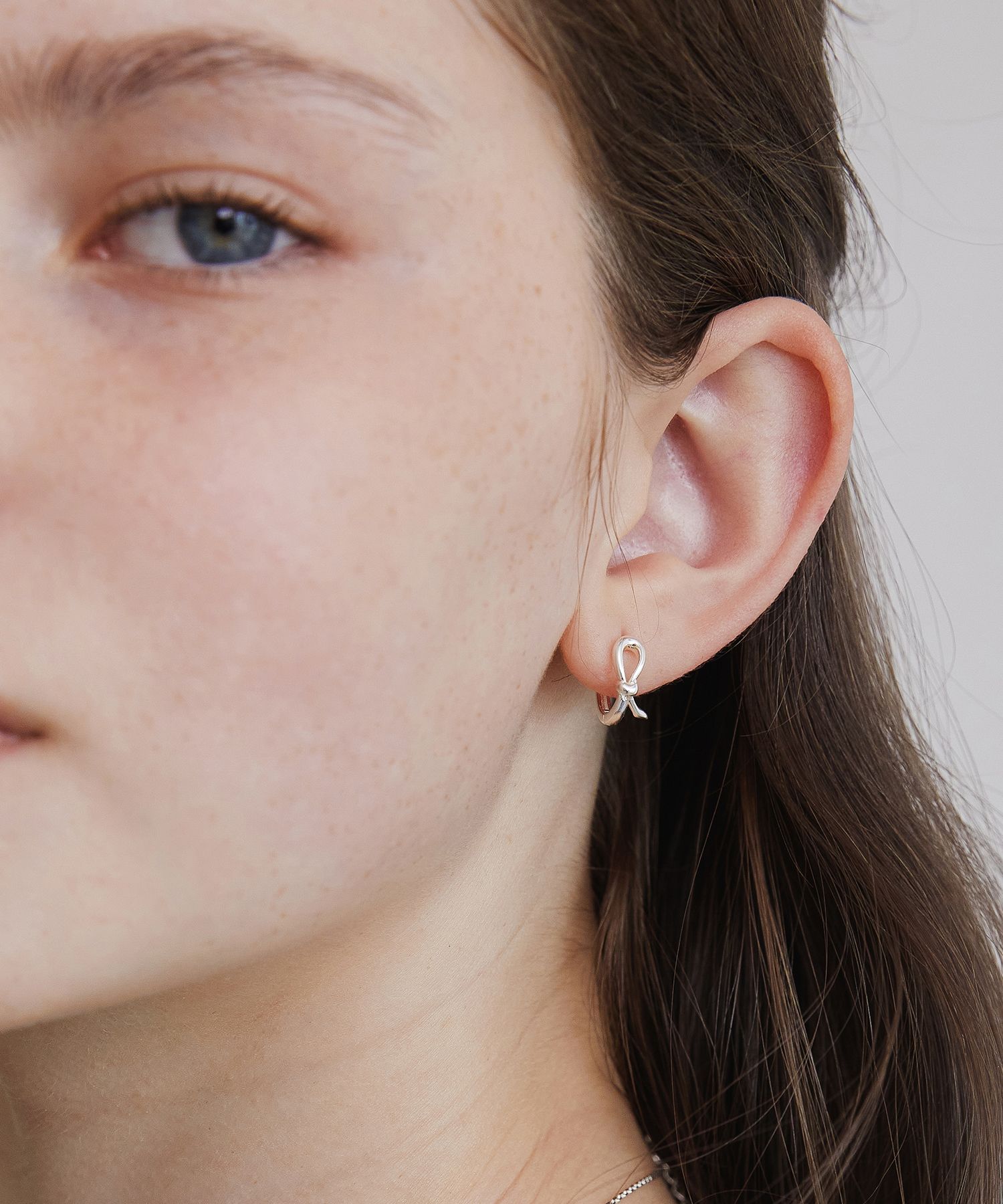 ☆TATIANA☆ Silver 925 One Tie Hoop Earrings EC3113 MUSINSA | TATIANA (Silver 925) One Tie Hoop Earrings EC3113