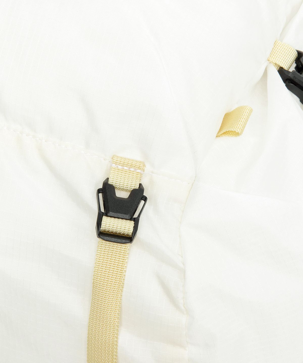 엘엠씨(LMC) LMC x HELINOX LIGHT ROLL TOP BACKPACK white