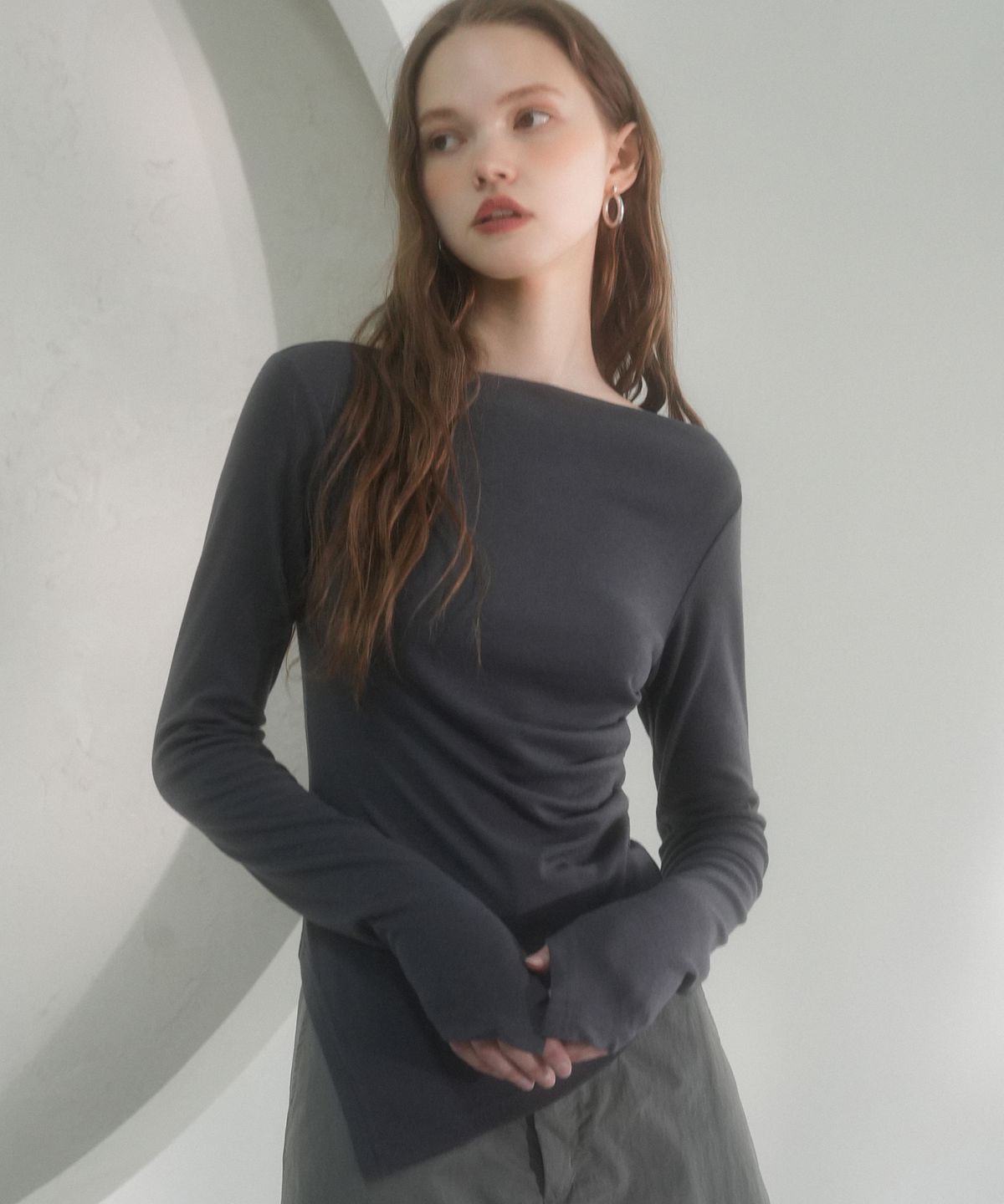 비바셔스(VIVACIOUS) V Drape Long Sleeve - 3COL