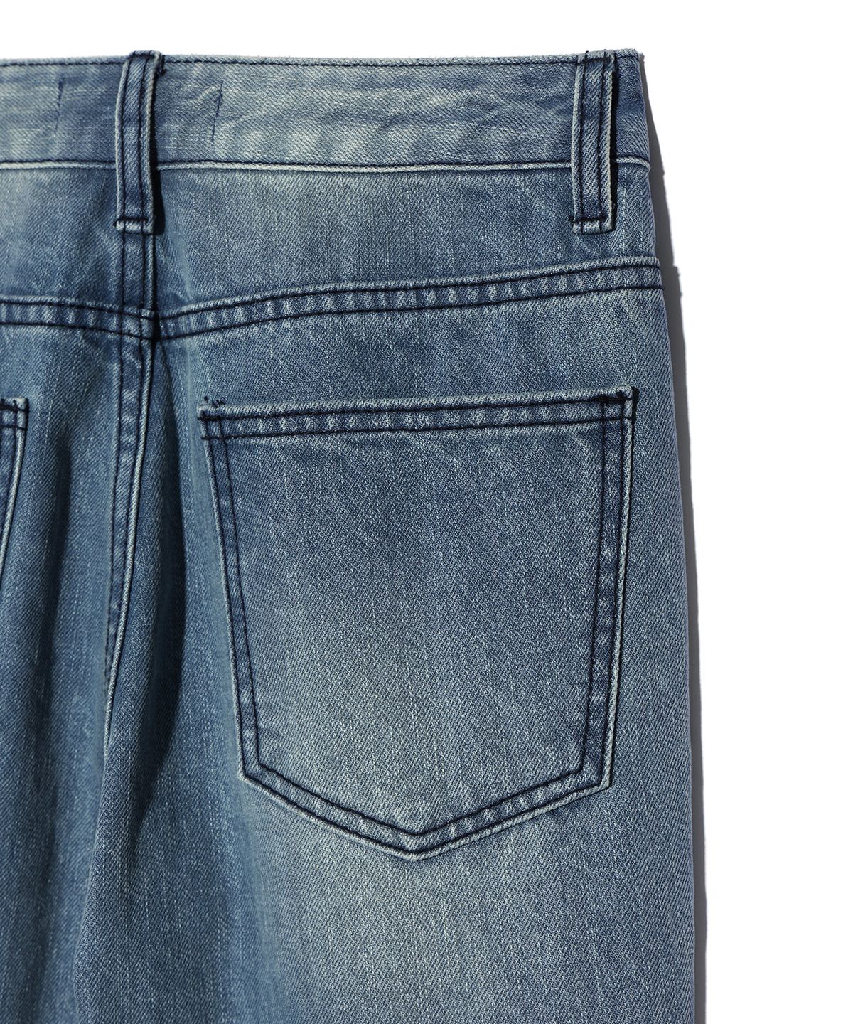 유희(YOUHEE) YOUHEE SYMBOL PATCH BOOTSCUT PANTS SKY BLUE