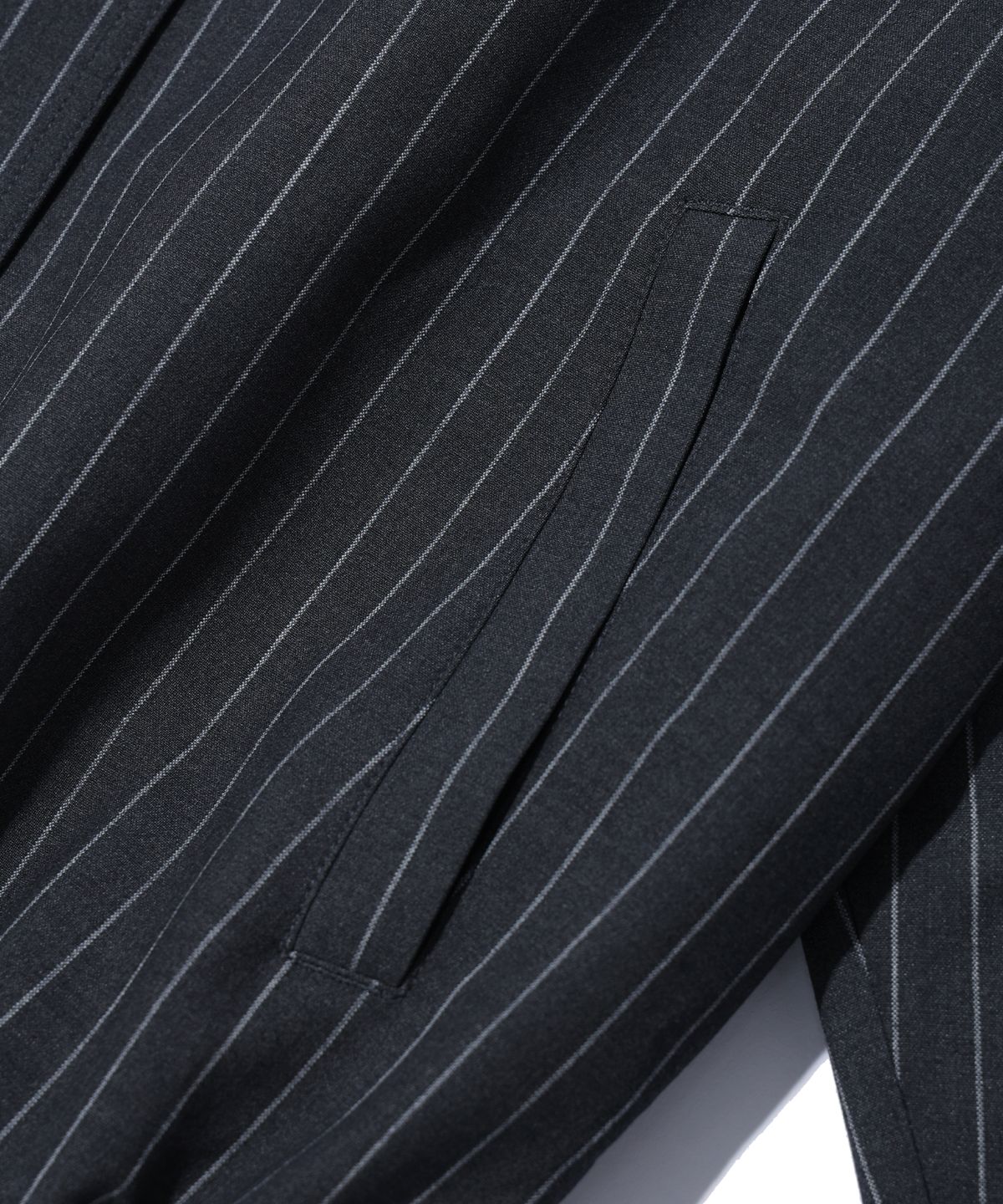 유희(YOUHEE) PIN STRIPE BOMBER JACKET CHARCOAL