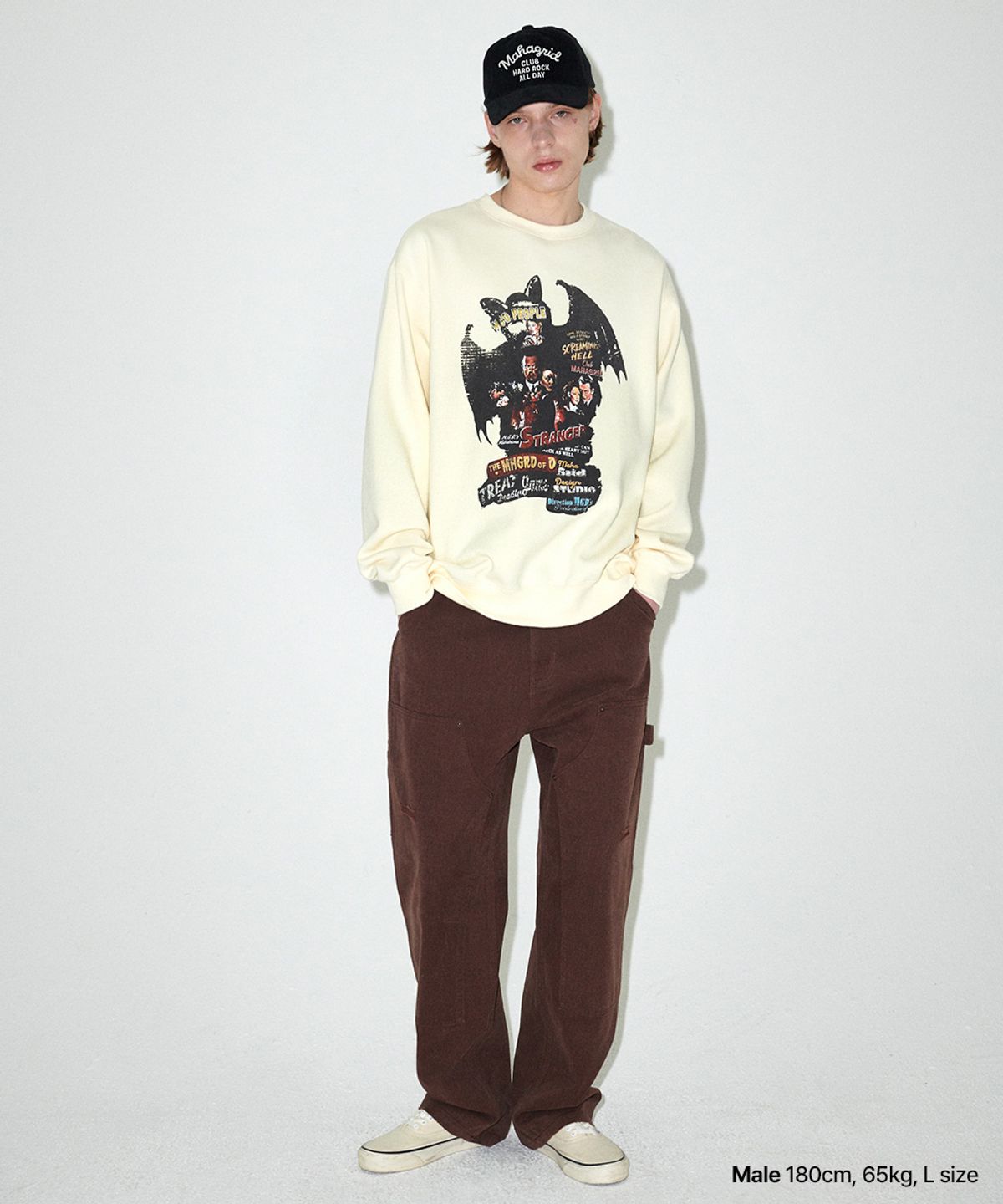 마하그리드(MAHAGRID) BAT POSTER COLLAGE SWEATSHIRT CREAM(MG2EFMM459A)