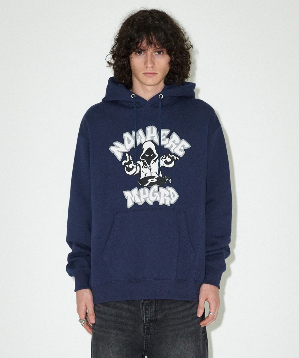 마하그리드(MAHAGRID) NOWHERE DJ HOODIE NAVY(MG2EFMM420A)