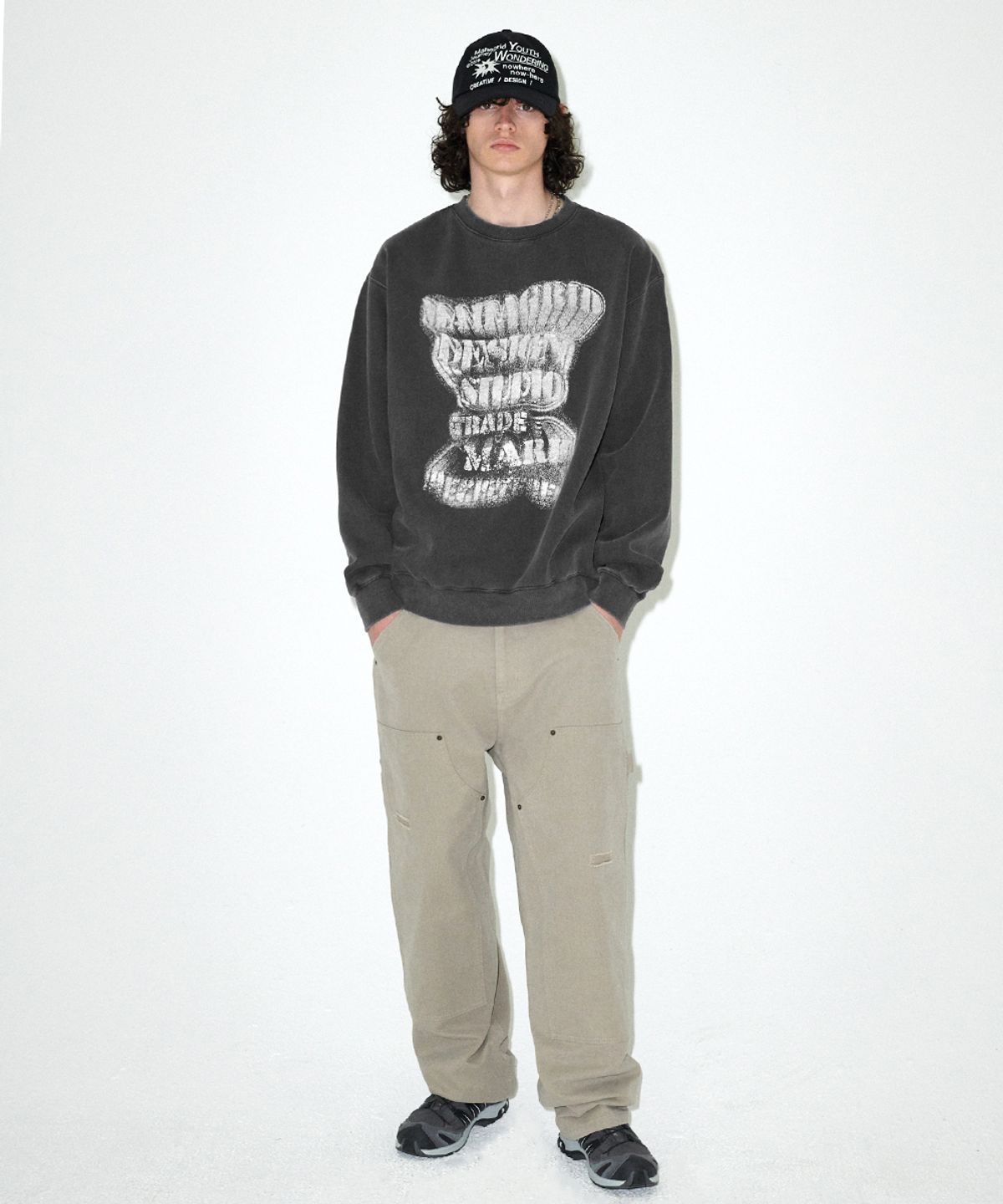 마하그리드(MAHAGRID) GOTHIC TYPO CAP BLACK(MG2EFMAB27A)