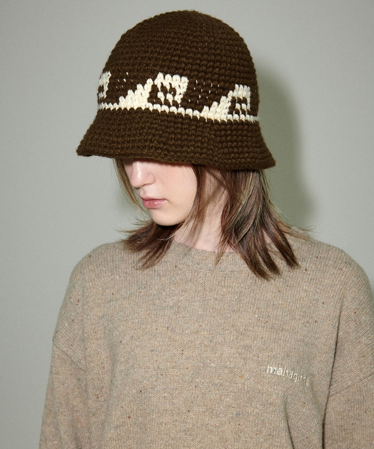 마하그리드(MAHAGRID) SWELL HANDMADE KNIT BUCKET HAT BROWN(MG2EFMAB35A)