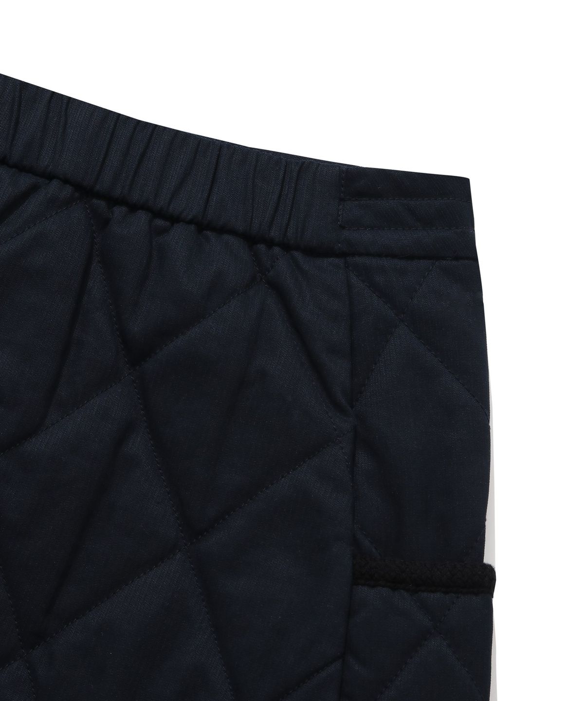 커버낫 우먼(COVERNAT WOMAN) 우먼 퀼팅 랩 미니 스커트 Dark Navy