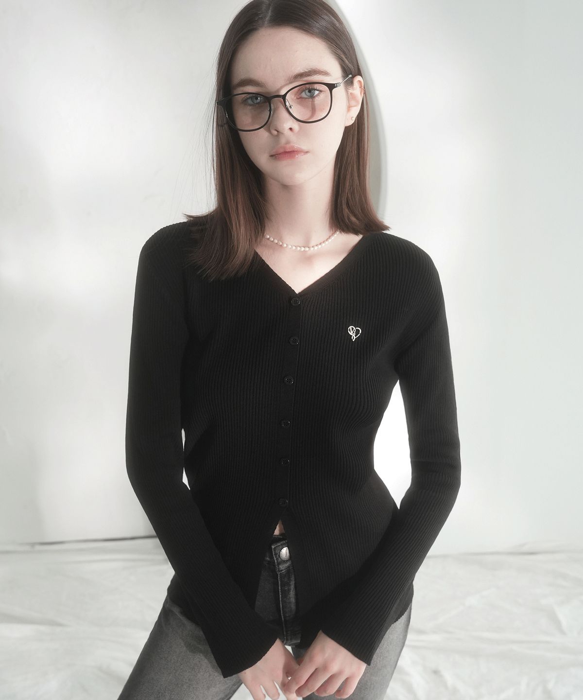 비바셔스(VIVACIOUS) Ormal V-neck Cardigan - 4COL