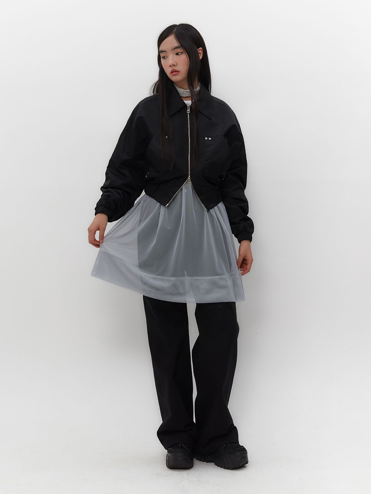 뚜오미오(TUOMIO) RUFFLE BOMBER JACKET [BLACK]