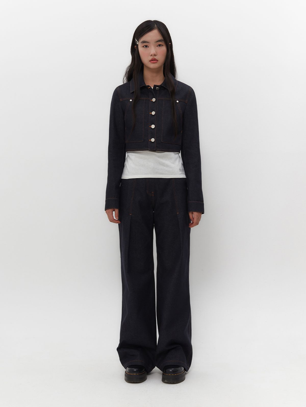뚜오미오(TUOMIO) TUCKED DENIM PANTS [INDIGO]
