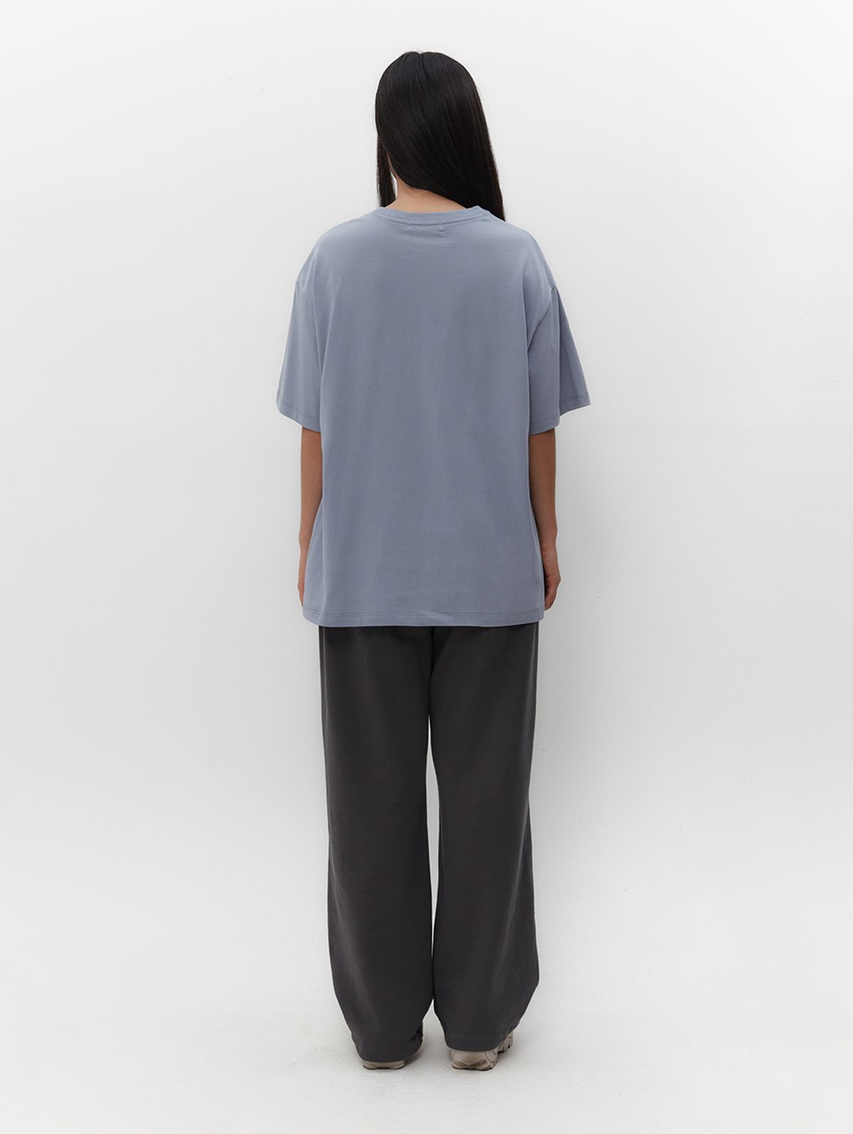 뚜오미오(TUOMIO) STAR GRAPHIC OVERSIZED T-SHIRT [BABY BLUE]