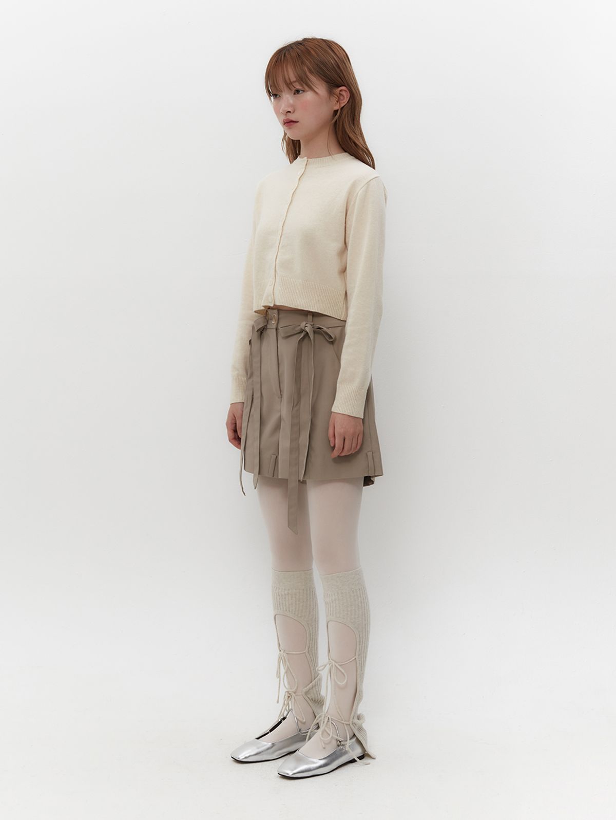 뚜오미오(TUOMIO) RIBBON LEG WARMER [LIGHT GREY]