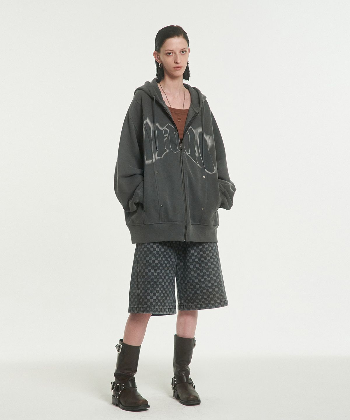 메아(MEA) GRAPHIC PANELED HOOD ZIP  [DARK GREY]