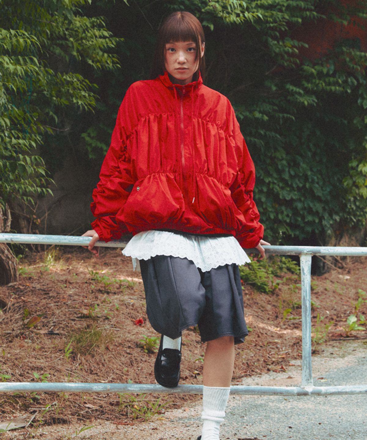 론론(RONRON) TORCHON LACE SHIRRING LAYERED LONG T SHIRT WHITE