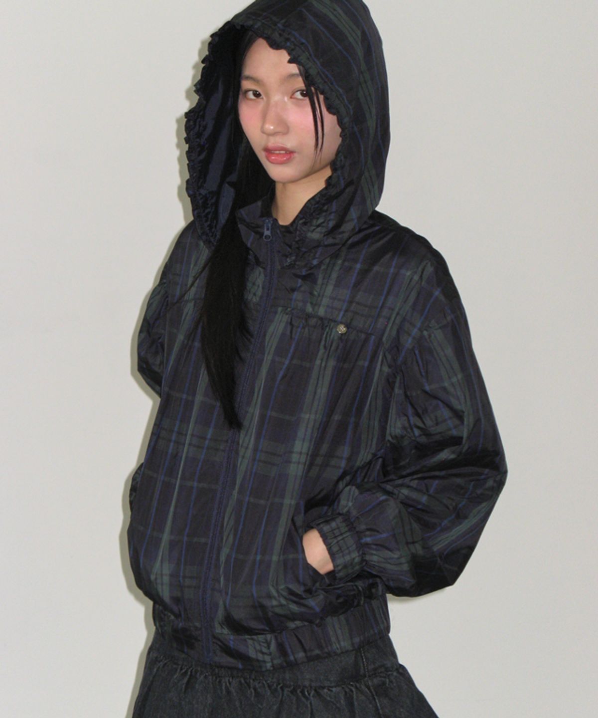 론론(RONRON) PENDANT FRILL HOODIE WIND JUMPER NAVY CHECK
