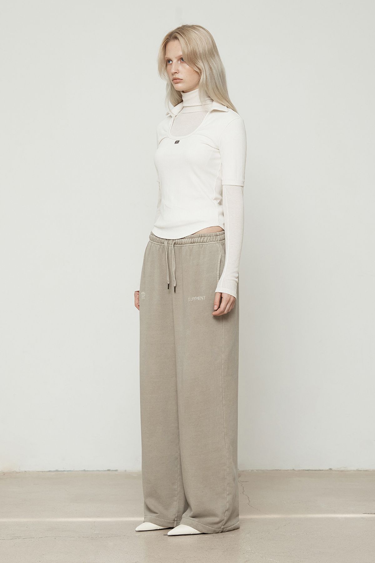 커렌트(CURRENT) 카라 U넥 하프슬리브 [아이보리]