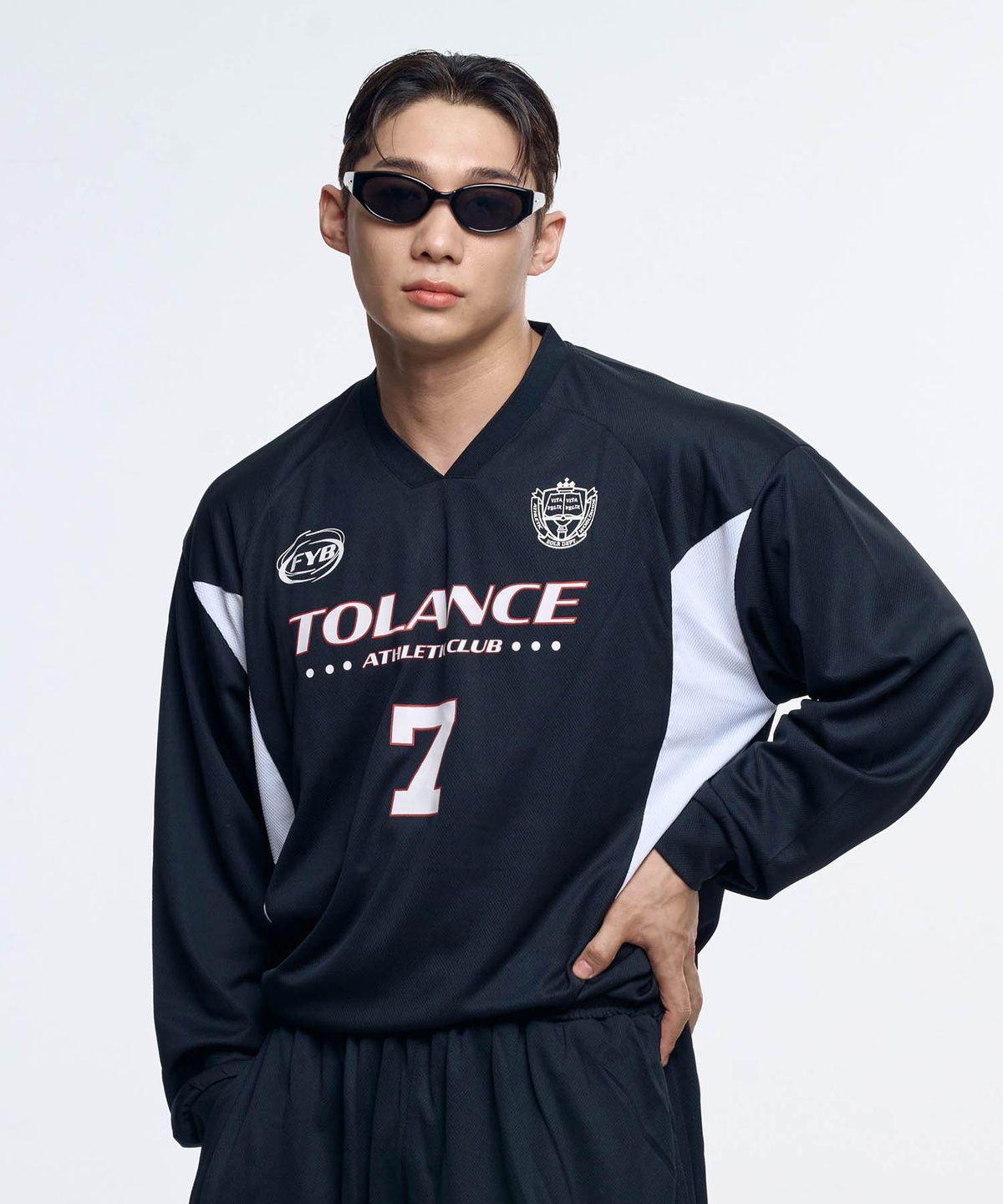 토런스(TOLANCE) 풋볼 메쉬 와이드 롱 슬리브 - Black