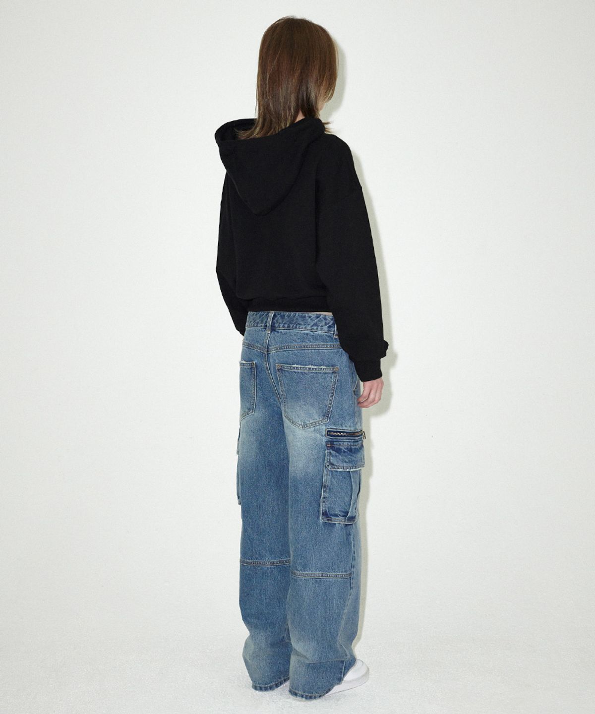 마하그리드(MAHAGRID) VARSITY LOGO CROP HOODIE BLACK(MG2EFFM434A)