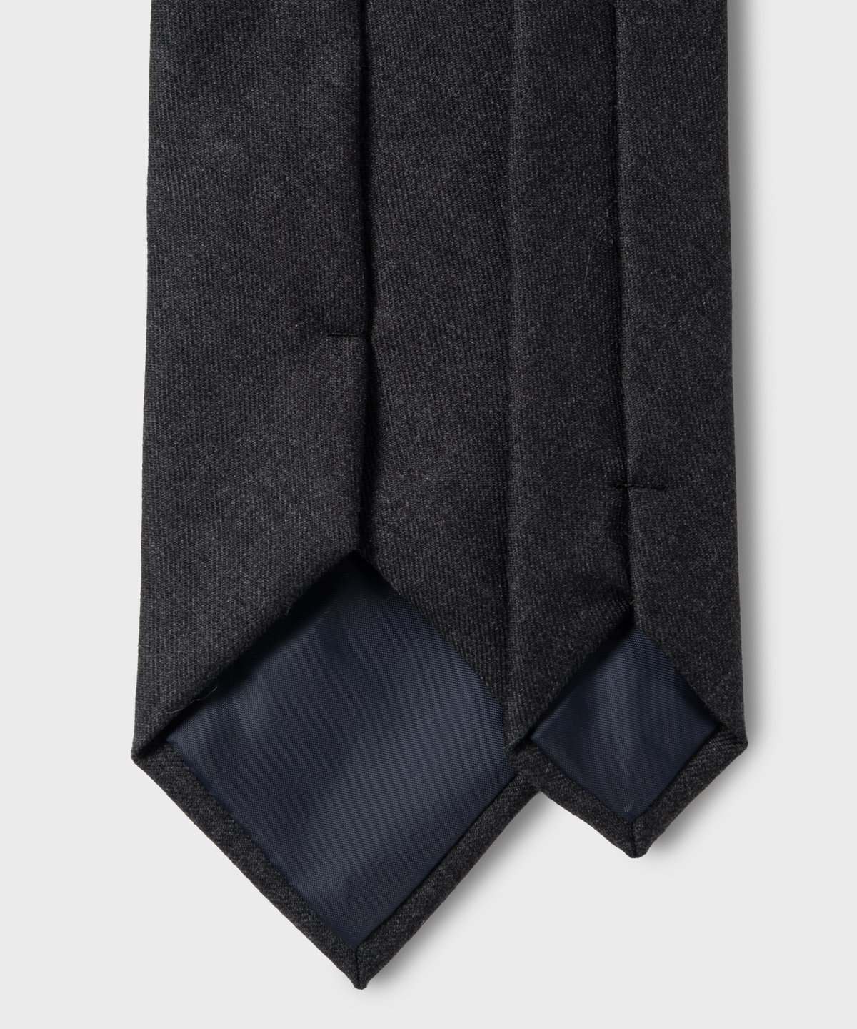 넌블랭크(NONBLANK) 울 100 솔리드 타이_DARK GREY